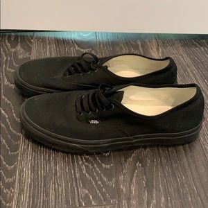 Men’s black Vans